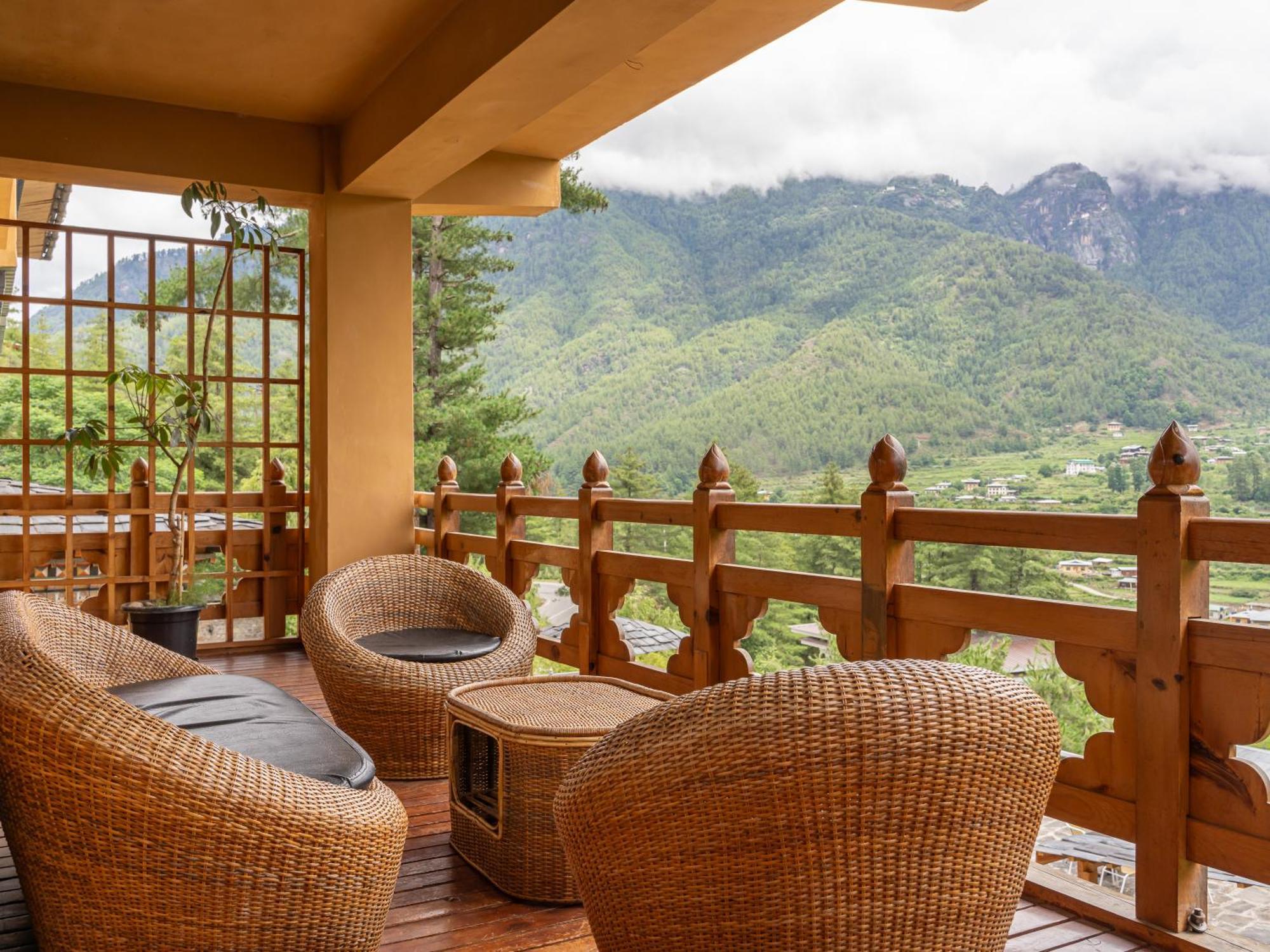 Tiger'S Nest Resort - Best Resort In Paro Exterior photo