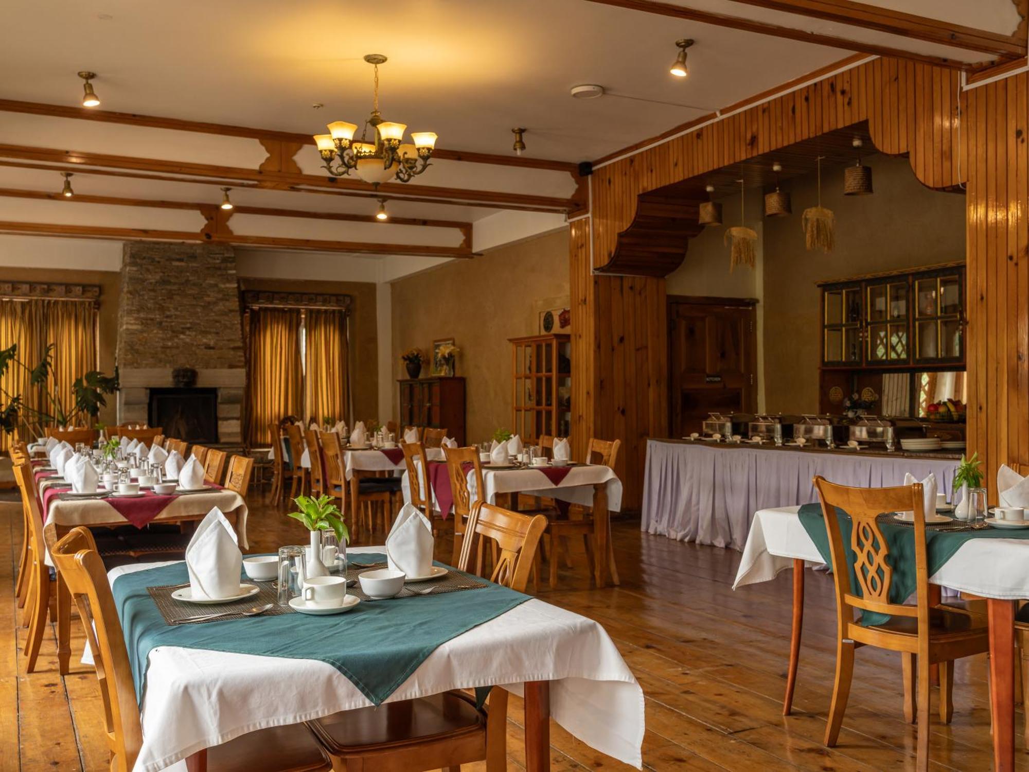 Tiger'S Nest Resort - Best Resort In Paro Exterior photo