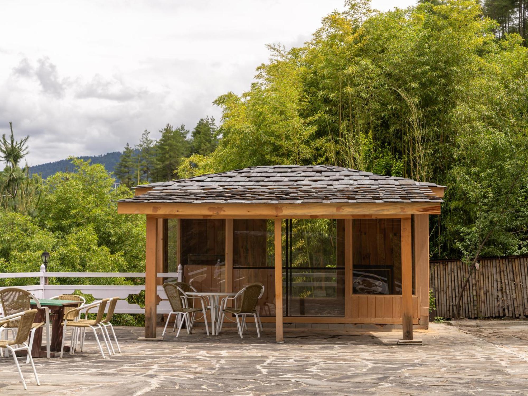 Tiger'S Nest Resort - Best Resort In Paro Exterior photo