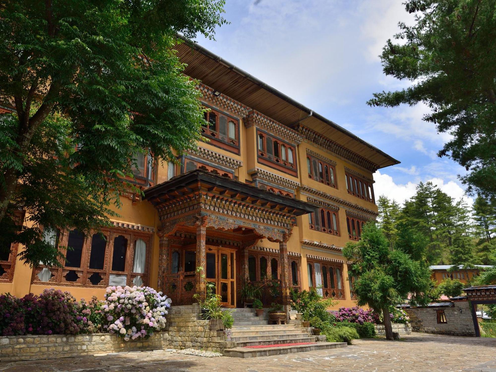 Tiger'S Nest Resort - Best Resort In Paro Exterior photo